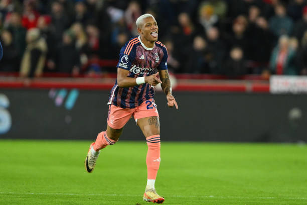 防守战术成 防守战术成